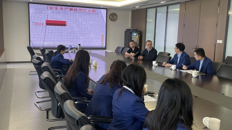 精讲班是建筑实务学习的基础阶段，其主要作用如下：